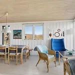 Cozy Beachfront *