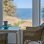 Cozy Beachfront *