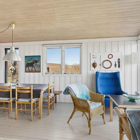 Cozy Beachfront בית נופש Nykøbing Sjælland